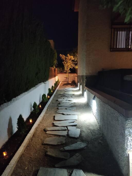 Chalet Con Piscina En Entorno Idilico La Zubia  Εξωτερικό φωτογραφία