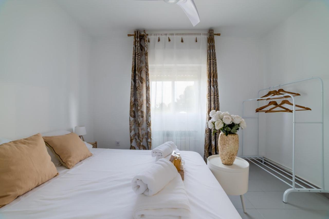 Chalet Con Piscina En Entorno Idilico La Zubia  Εξωτερικό φωτογραφία