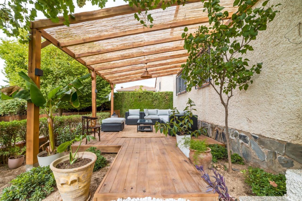 Chalet Con Piscina En Entorno Idilico La Zubia  Εξωτερικό φωτογραφία
