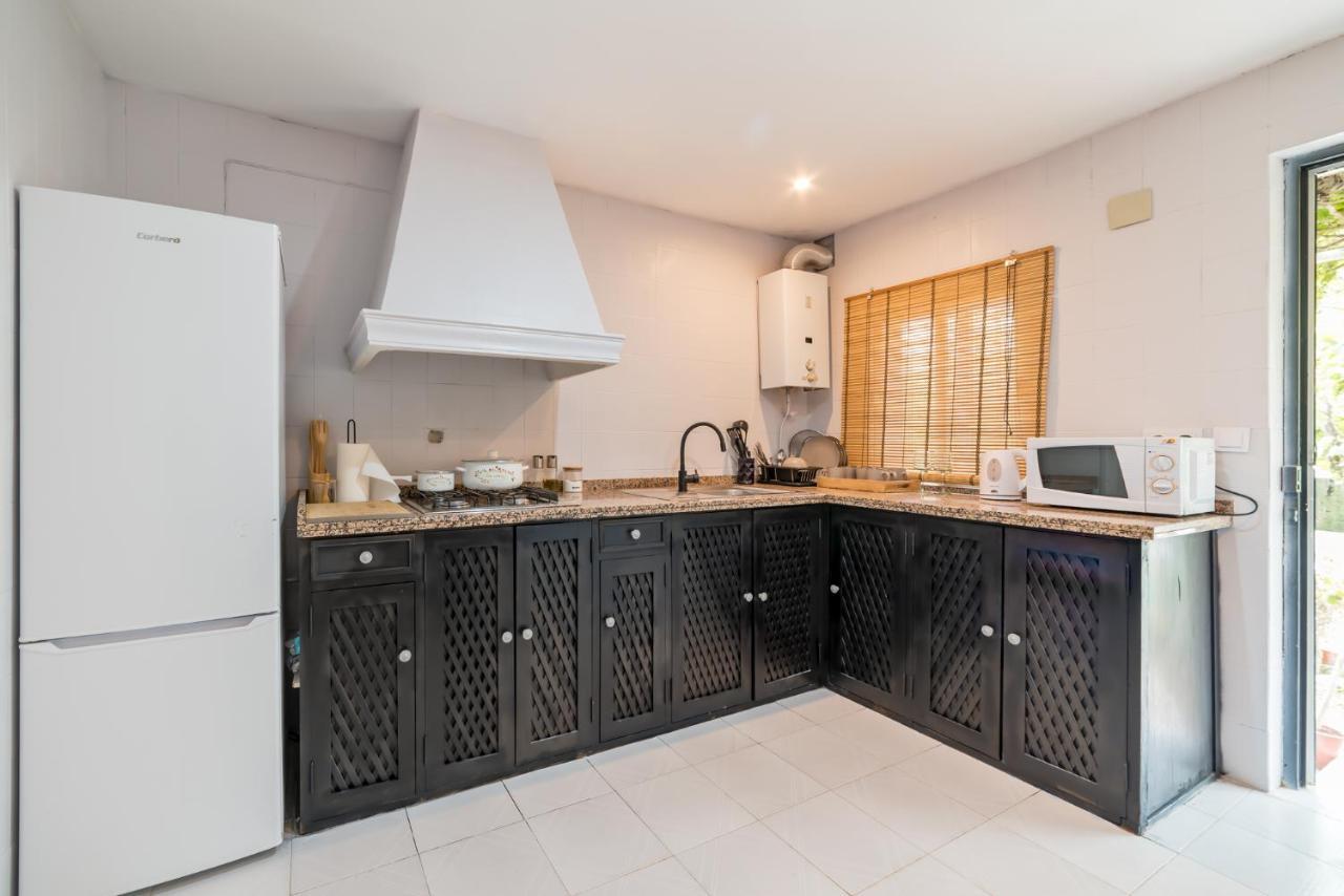 Chalet Con Piscina En Entorno Idilico La Zubia  Εξωτερικό φωτογραφία