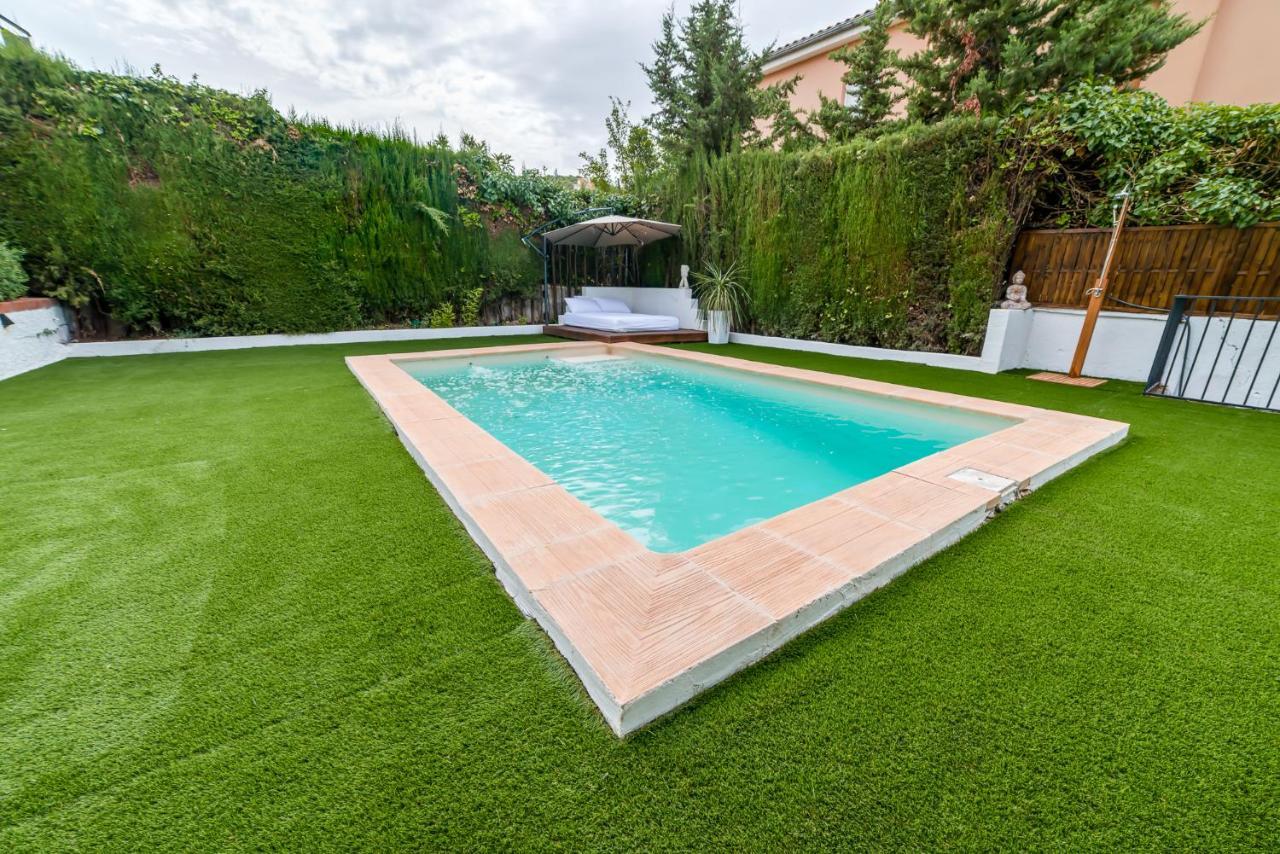 Chalet Con Piscina En Entorno Idilico La Zubia  Εξωτερικό φωτογραφία